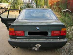 Задний бампер для BMW 525 E34
