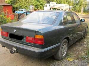Задний бампер для BMW 525 E34